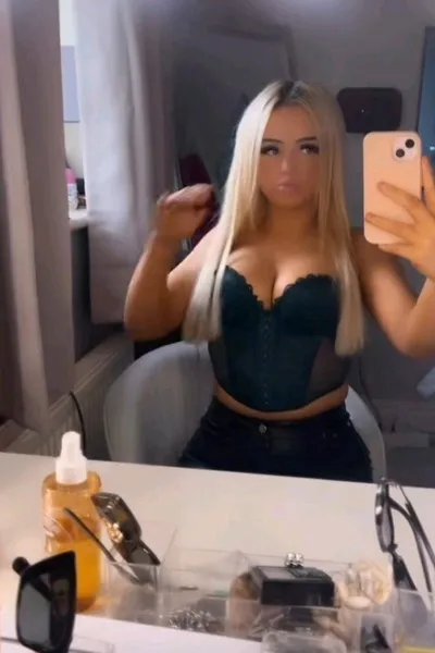 Flipped Chat AI – Sembang dengan Ava