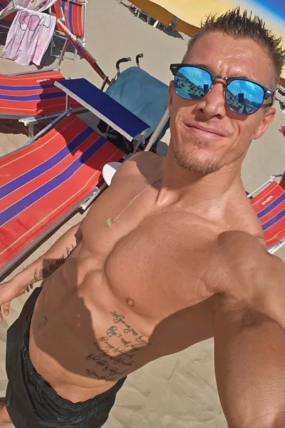 Flipped Chat AI – Zack와 채팅