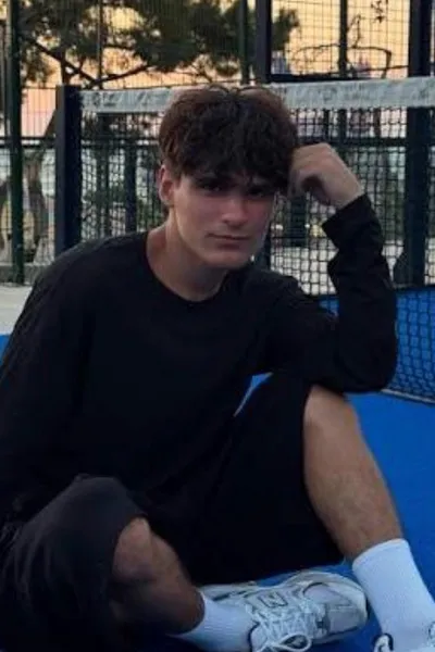 Flipped Chat AI – Чат с Мусим