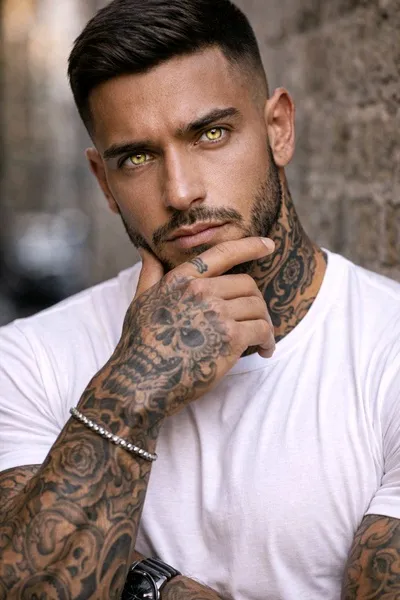 Flipped Chat AI – Chat Ulrik Bloodfang