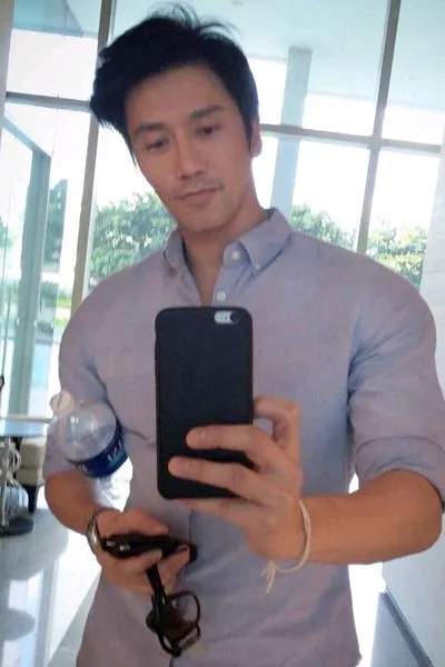 Flipped chat ai - makipag -chat sa Henry Zheng