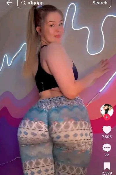 Flipped Chat AI – kalbėkite su Tori