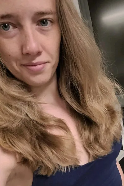 Flipped Chat AI – Chatten mit Corinna