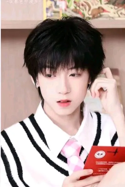 Odwrócony czat AI – rozmawiaj z Yang Bowen