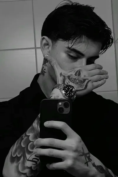 Flipped Chat AI – Chatta med Ethan