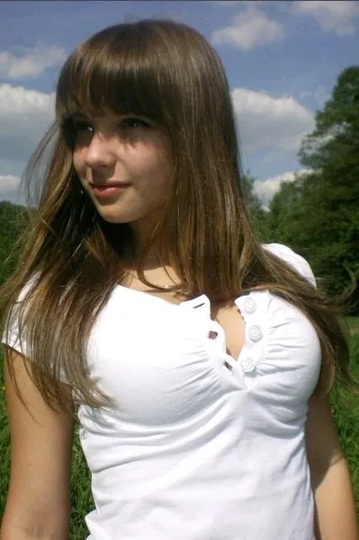 AI trò chuyện đảo ngược – Trò chuyện với Thea