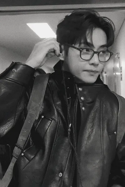 Flipped chat ai - makipag -chat sa Kim Taehyung