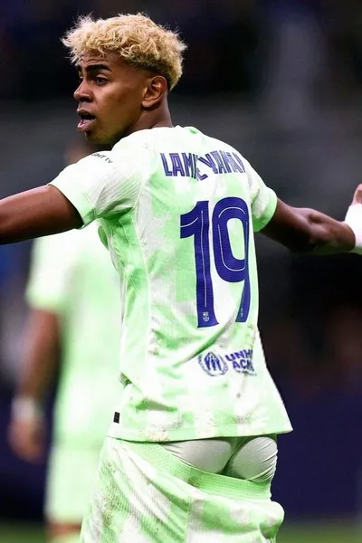 Flipped chat ai - makipag -chat sa Lamine Yamal