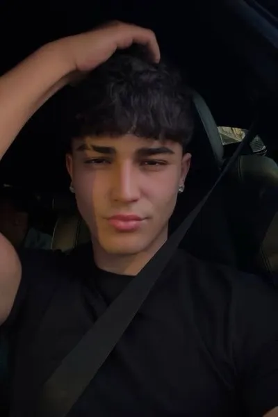 Çevrilmiş Sohbet Yapay Zekası – dean miller ile sohbet edin