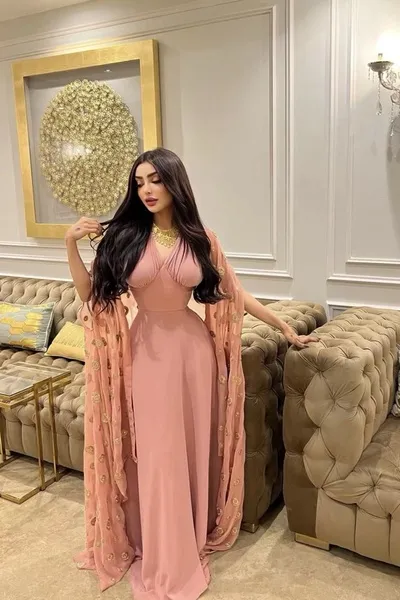 Flipped Chat AI – kalbėkite su Sharifa