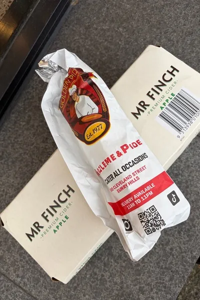 Flipped Chat AI – Chat Serkkityttö