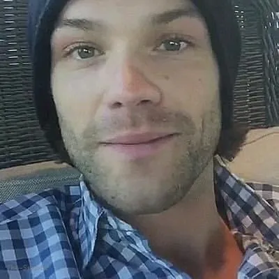 Flipped Chat AI – Chat s Jared Padalecki Todd 