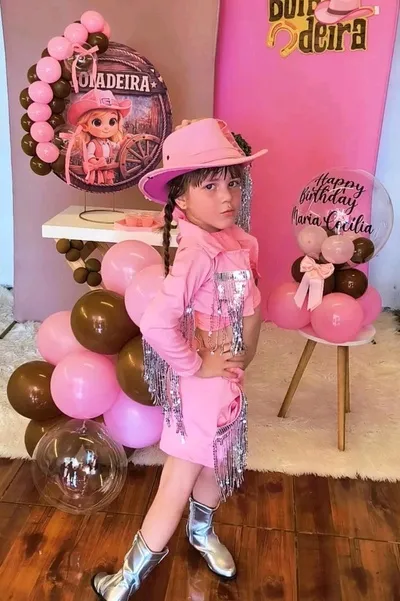 फ़्लिप्ड चैट AI – मरियाना के साथ चैट करें