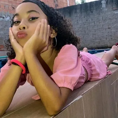 Flipped Chat AI – Chat Nicole