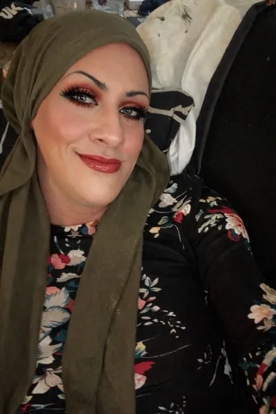 Αναστροφή συνομιλίας AI – Συζήτηση με Τίνα