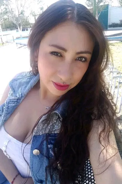 Flipped Chat AI – Chatear con Rocio