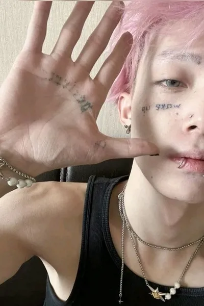 Flipped Chat AI – Чат с Нейт