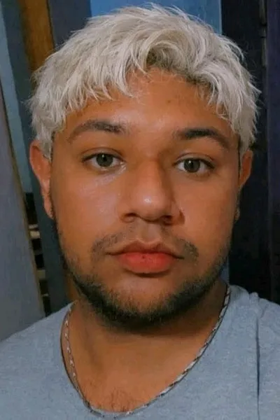 Çevrilmiş Sohbet Yapay Zekası – Noah Maximoff Targaryenile sohbet edin