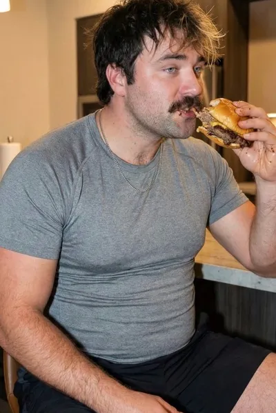 Flipped Chat AI – Csevegés Alex