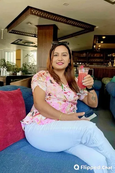 Odwrócony czat AI – rozmawiaj z Sonu Khadka