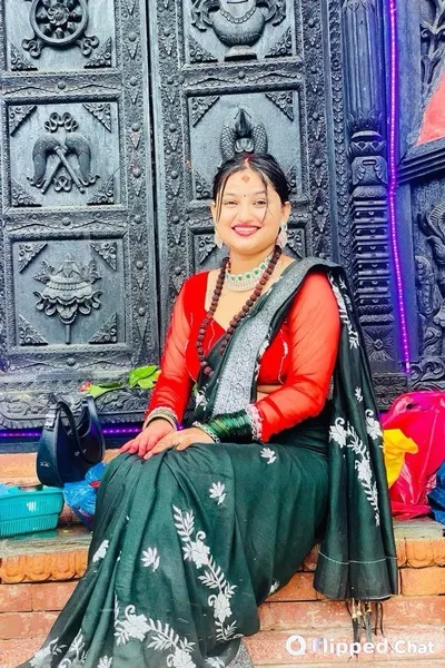 Odwrócony czat AI – rozmawiaj z Ashmita Ahikari