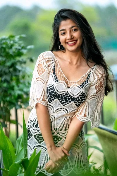 Flipped Chat AI – kalbėkite su Sophia Meera