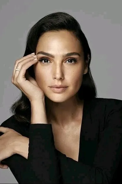 Flipped Chat AI – แชทกับ กัล กาด็อต