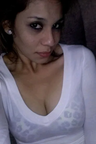 Odwrócony czat AI – rozmawiaj z Mariel Keston