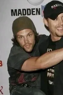 Flipped Chat AI – Csevegés Jared Padalecki