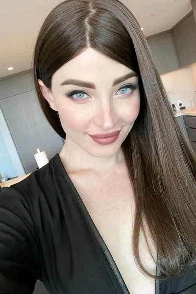 Flipped Chat AI – Discuter avec Natalie Cree Kelly (Mars)