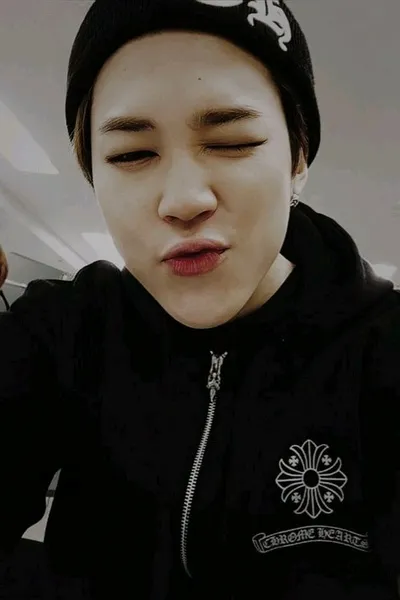 Flipped Chat AI – Чат с Пак Чимин