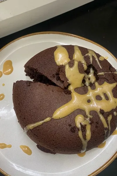 Flipped Chat AI – Чат с Корин Хатърли