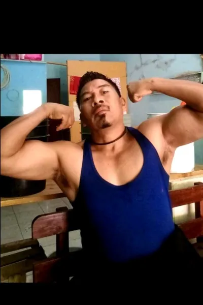 Flipped Chat AI – แชทกับ ดาริโอ มอนตัลบา