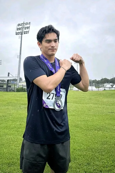 Αναστροφή συνομιλίας AI – Συζήτηση με Ραφαέλ Ντομένεχ