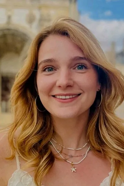 Flipped Chat AI – 테사와 채팅