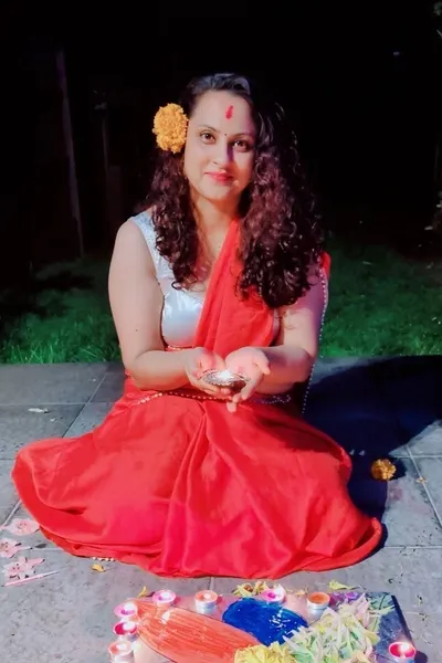 Çevrilmiş Sohbet Yapay Zekası – Arati Nepalile sohbet edin