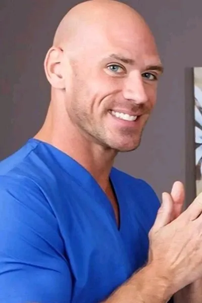 Flipped Chat AI – 조니 신스와 채팅