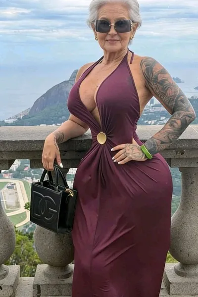 Flipped Chat AI – Chat cu Maria Aparecida