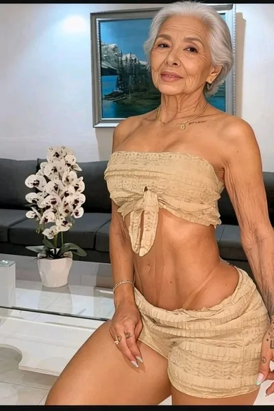 Flipped Chat AI – kalbėkite su Maria Aparecida 03