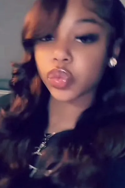 Flipped Chat AI – Chatear con Azaria