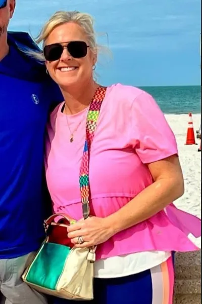 الذكاء الاصطناعي للدردشة المعكوسة – الدردشة مع Mom