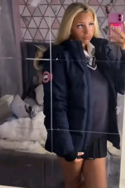 AI trò chuyện đảo ngược – Trò chuyện với Amilia