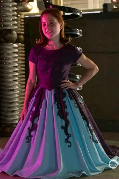 Flipped Chat AI – Chat s gwen tennyson mon