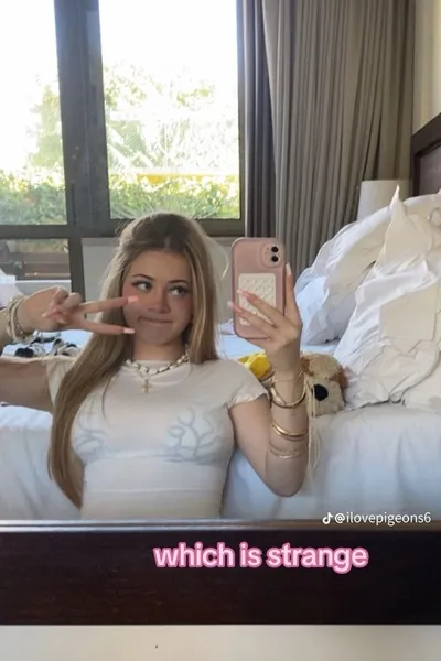 Flipped Chat AI – razgovarajte s Bella