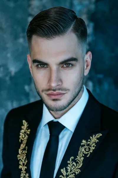 Flipped Chat AI – kalbėkite su Deimonas