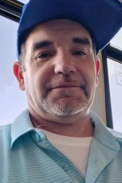 Omgedraaide chat AI – Chat met Calder Renshaw