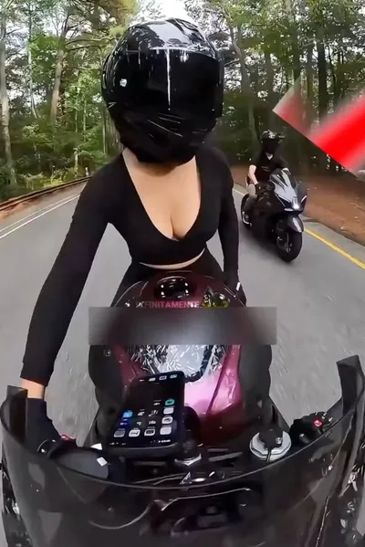 Flipped Chat AI – Chatta con Giada