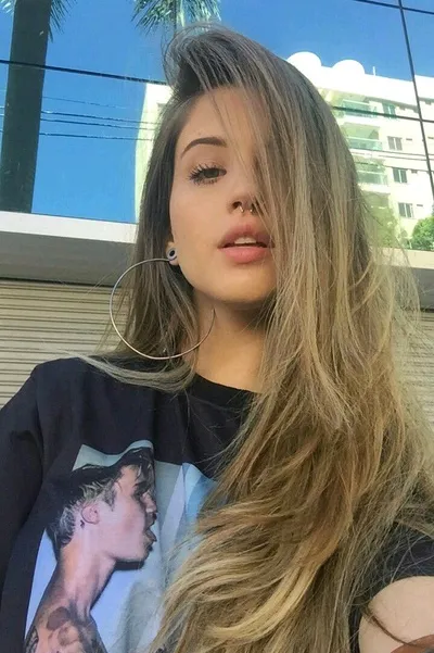 Flipped Chat AI – Bate-papo com Sandy Voller Genovese