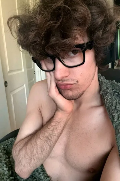 Flipped Chat AI – Чат с Эван