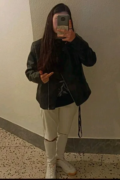 Flipped Chat AI – Csevegés Aroa  Bartolomé